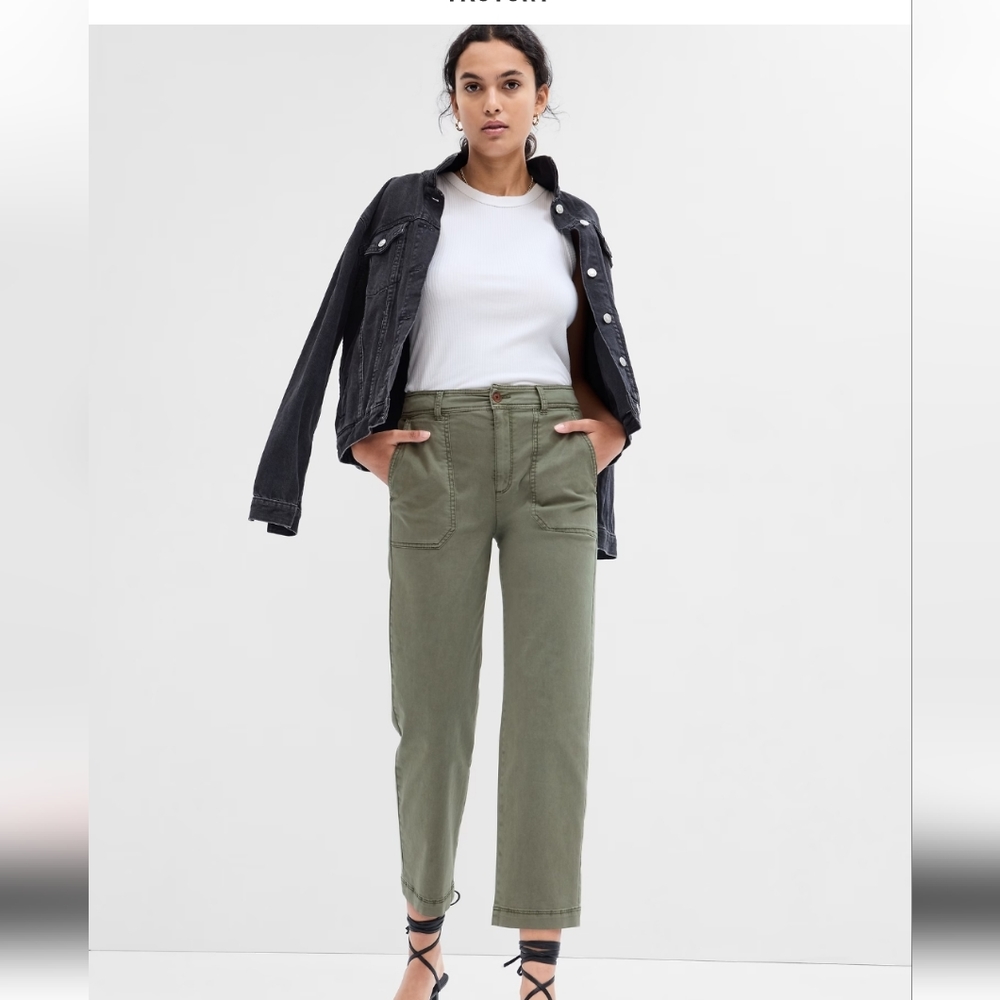 GAP Girlfriend Khakis Rust color size 12
